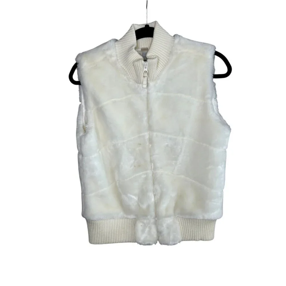 Old Navy Faux Fur Girls Vest White Furry Fuzzy Cozy Size XXL Fits a Small Woman